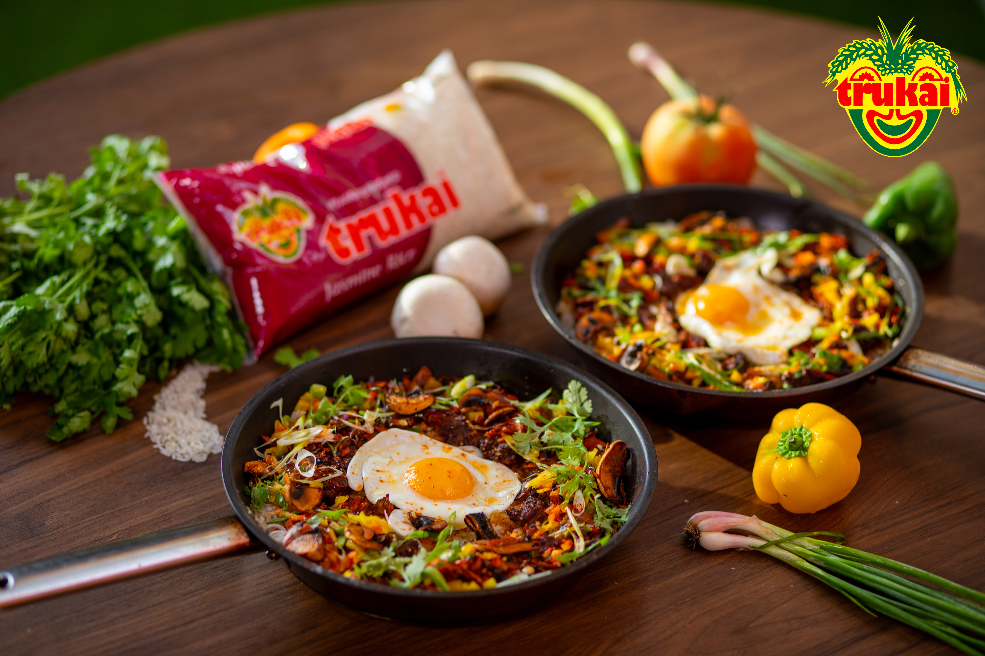  Crispy Skillet Rice with Sweet Barbecue Chilli Ground Beef using Trukai Jasmine Rice! 🍚🥢