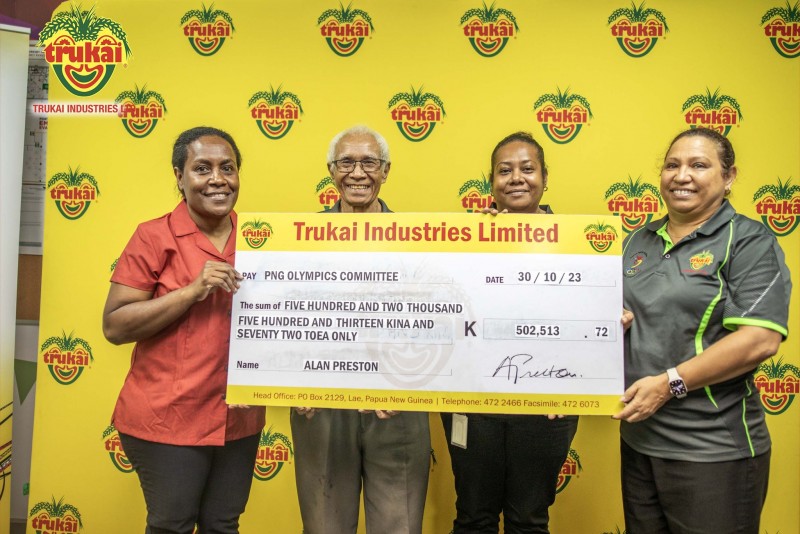 Trukai Industries presents over K500, 000 to Team PNG