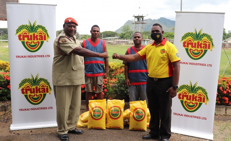 Trukai donates three and a half tonnes of rice to hospitals and prisons