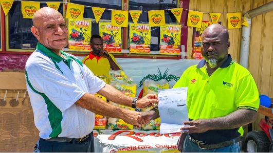 Trukai feeds displaced Bougainville Villagers